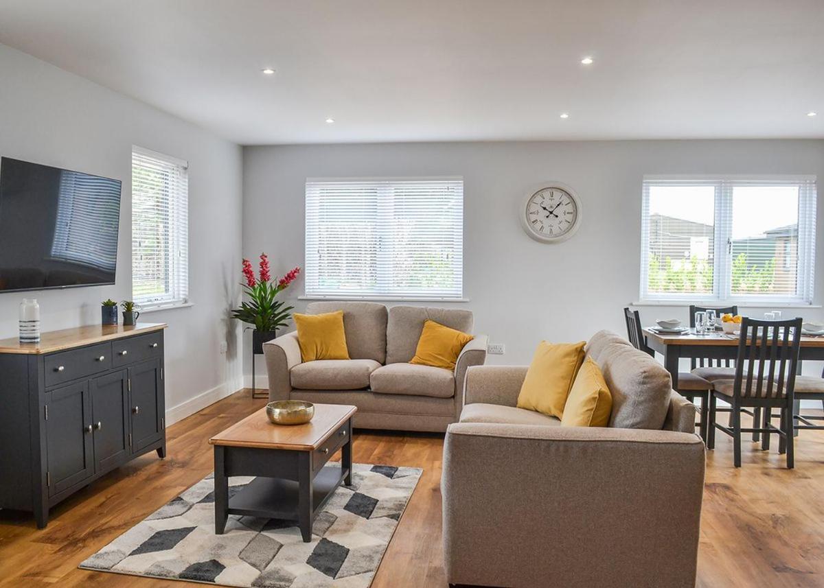 Отель Cotswold Gateway Escape Offenham Экстерьер фото