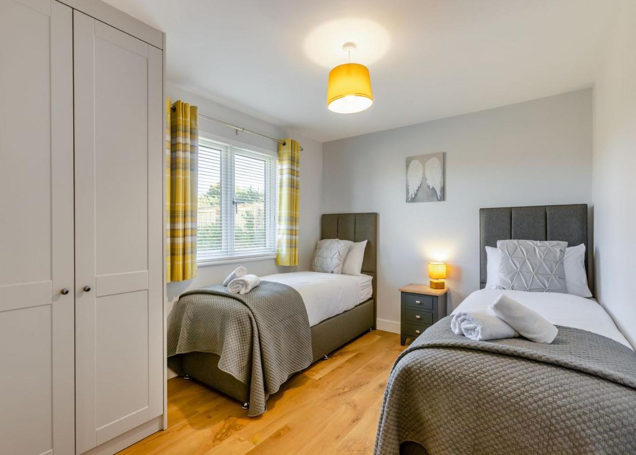 Отель Cotswold Gateway Escape Offenham Экстерьер фото