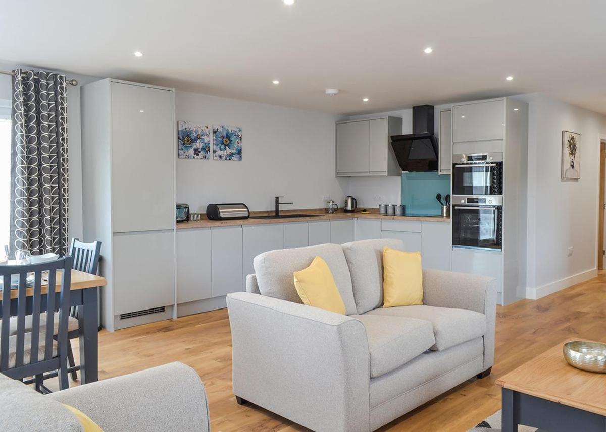 Отель Cotswold Gateway Escape Offenham Экстерьер фото