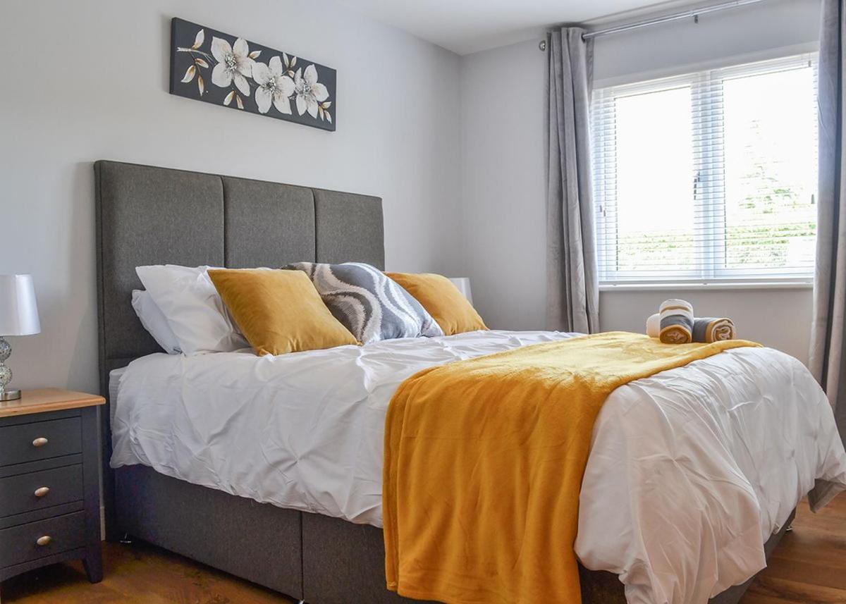 Отель Cotswold Gateway Escape Offenham Экстерьер фото
